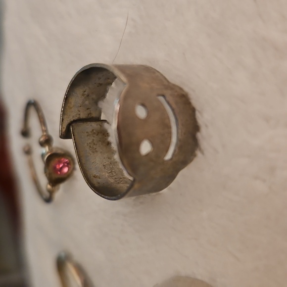3/$30 Vintage Set of Six Smiley Heart Bell Rhinestone Adjustable Ring - Picture 3 of 6